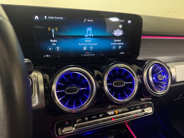 Vehicle image 13 of 28
