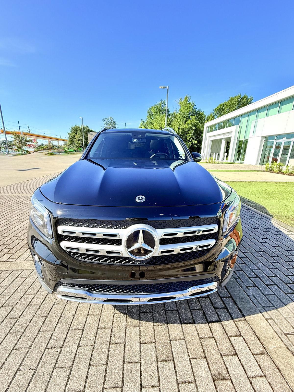 Vehicle image 2 of 16