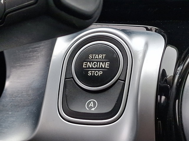 Vehicle image 25 of 31