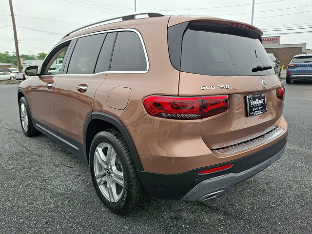 Vehicle image 6 of 31