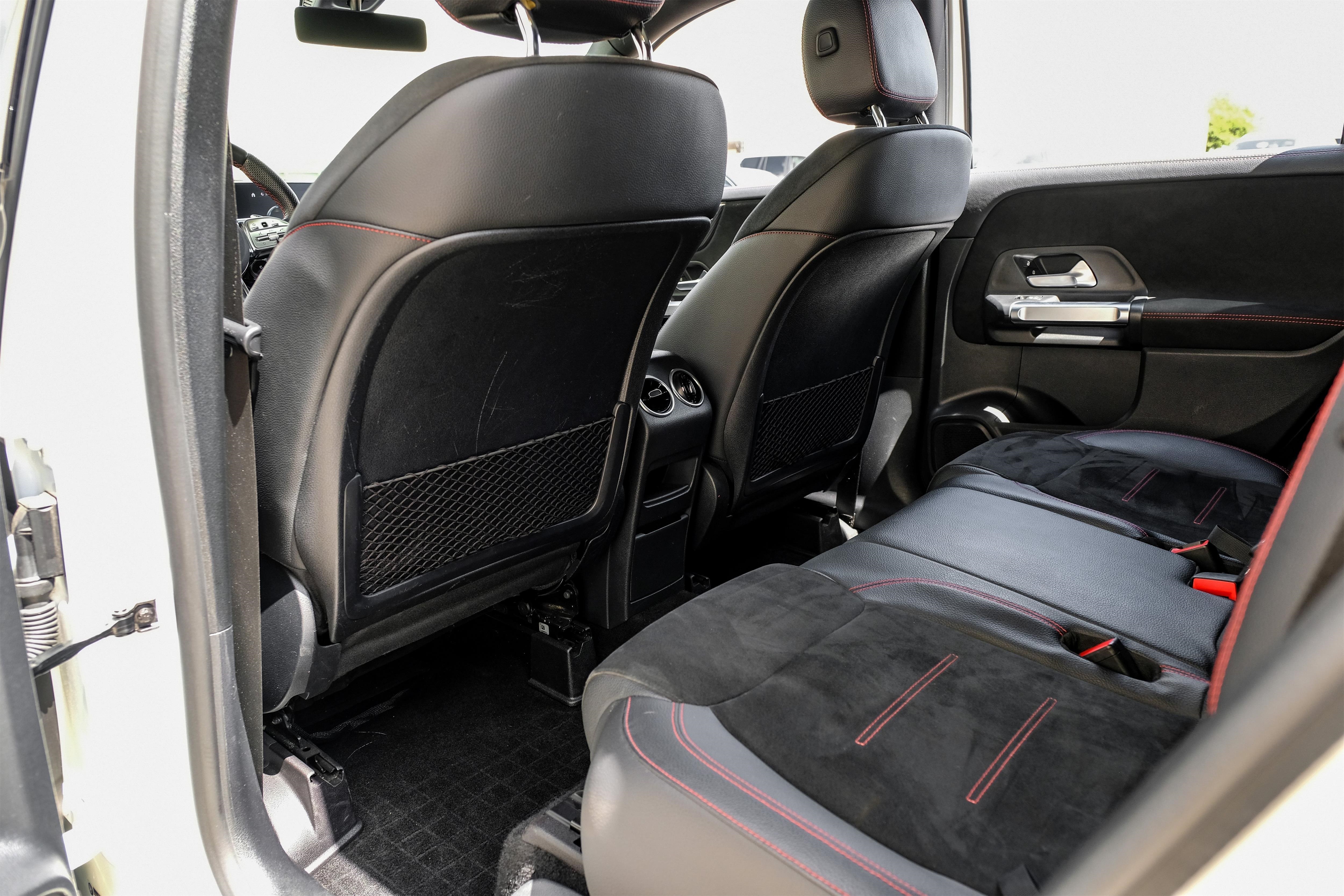 Vehicle image 21 of 48