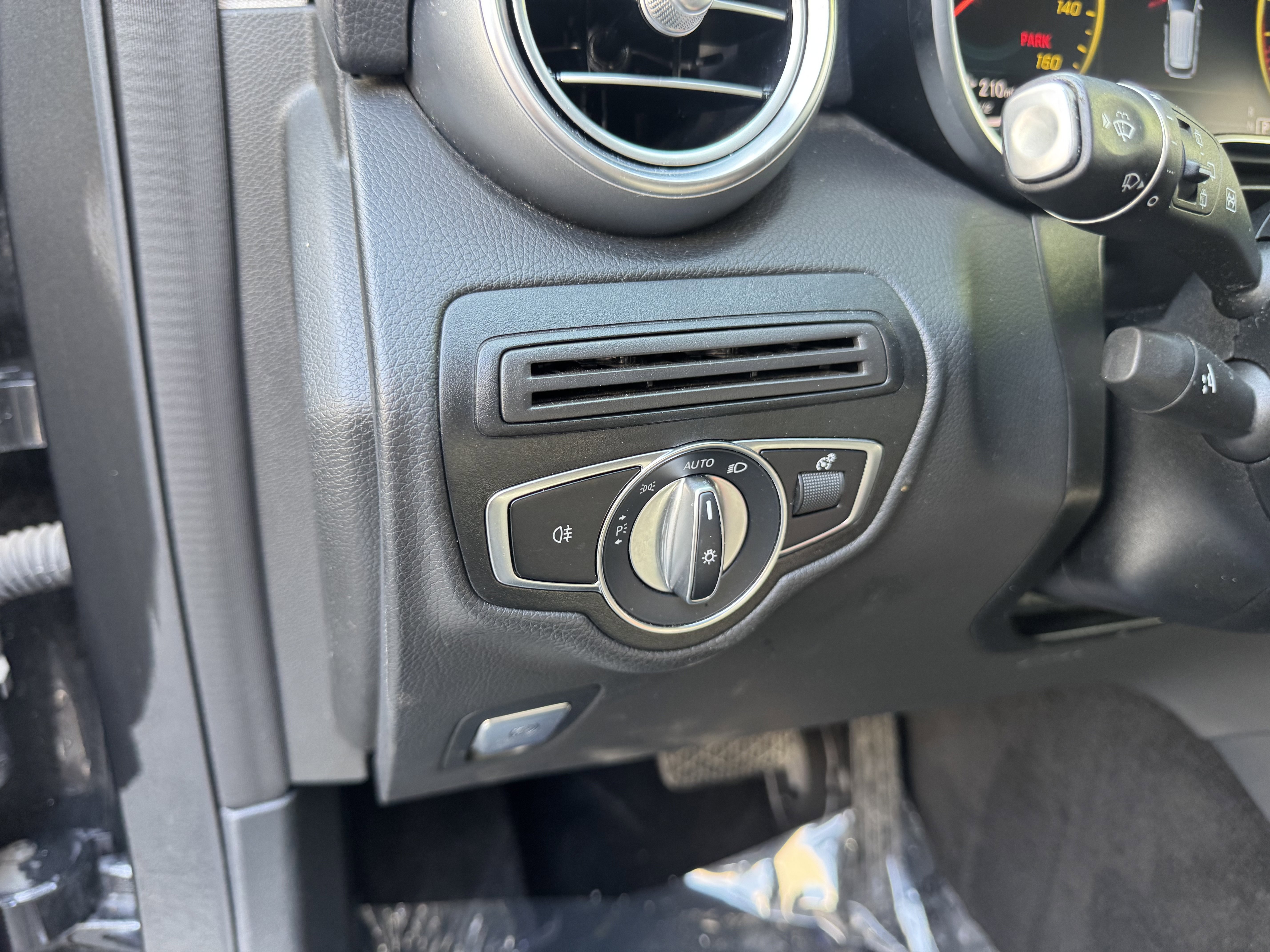 Vehicle image 32 of 32