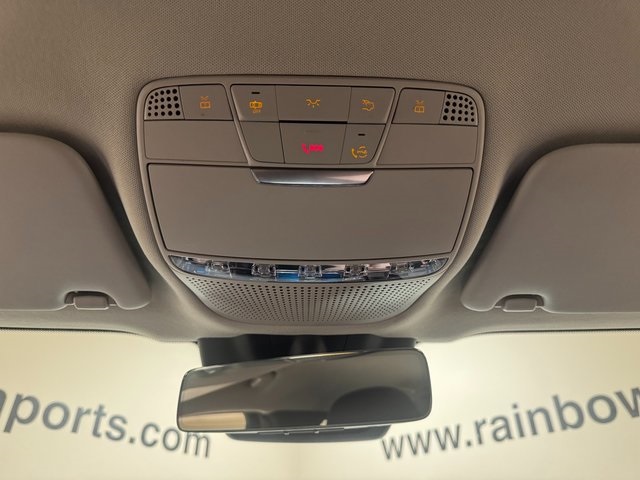 Vehicle image 19 of 29