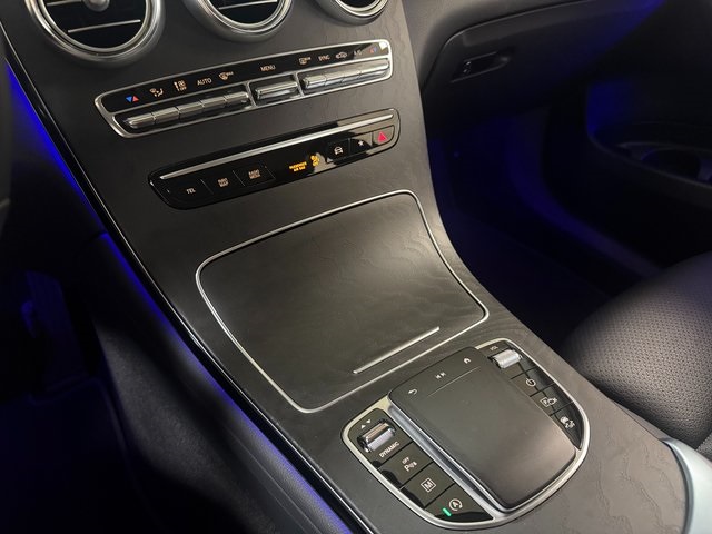 Vehicle image 18 of 29