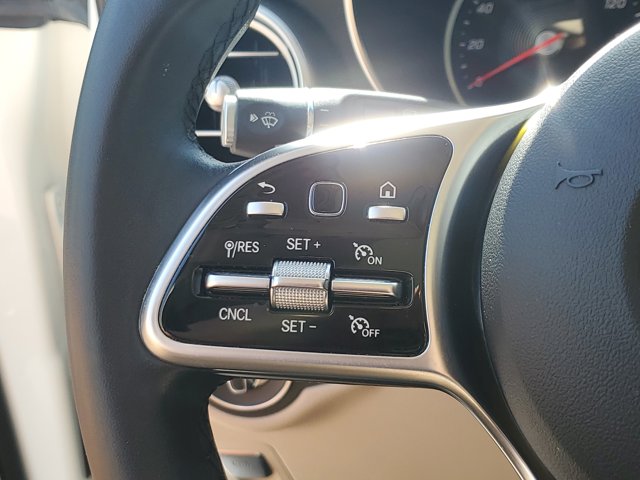 Vehicle image 20 of 31