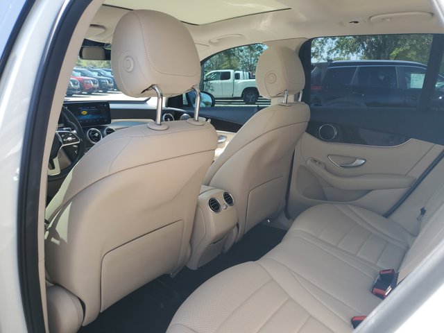 Vehicle image 9 of 31