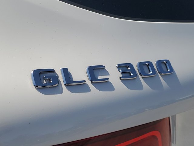 Vehicle image 6 of 31