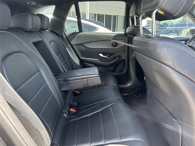 Vehicle image 7 of 20