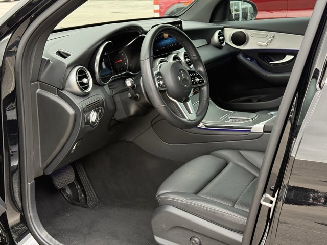 Vehicle image 14 of 36