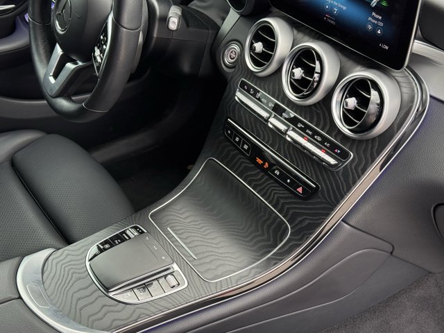 Vehicle image 19 of 36