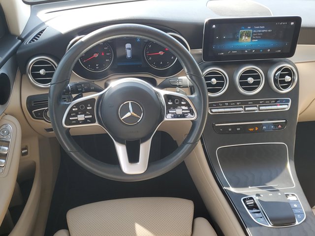 Vehicle image 11 of 30