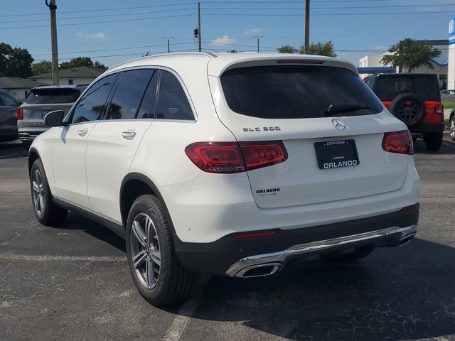 Vehicle image 4 of 30