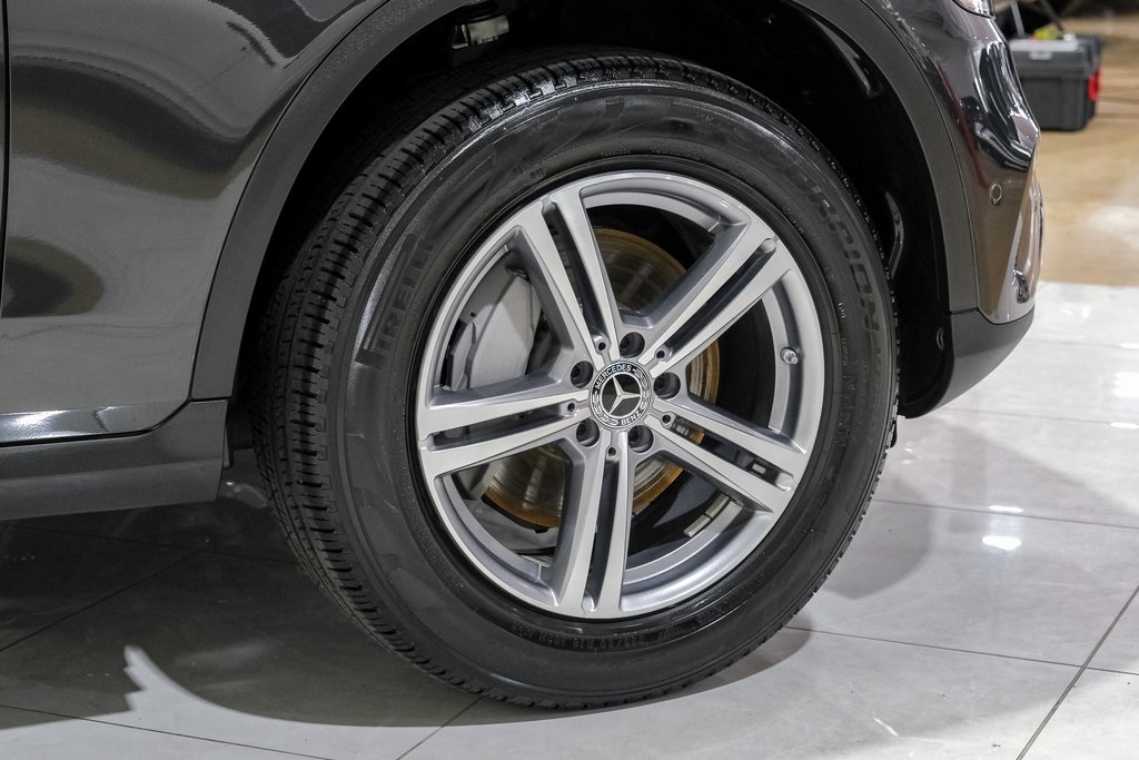 Vehicle image 49 of 60
