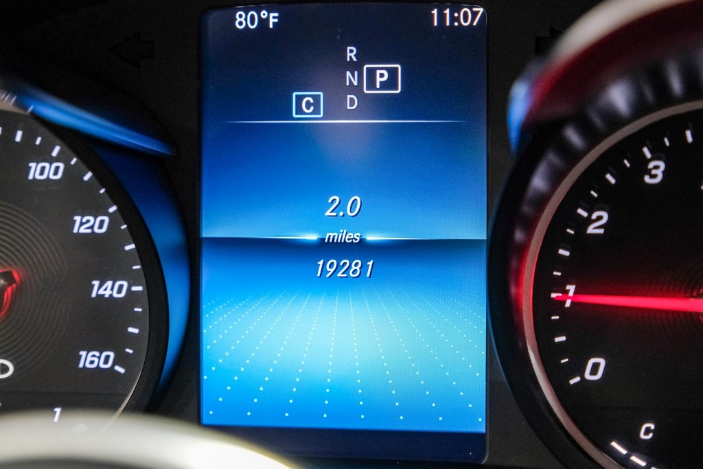 Vehicle image 17 of 60