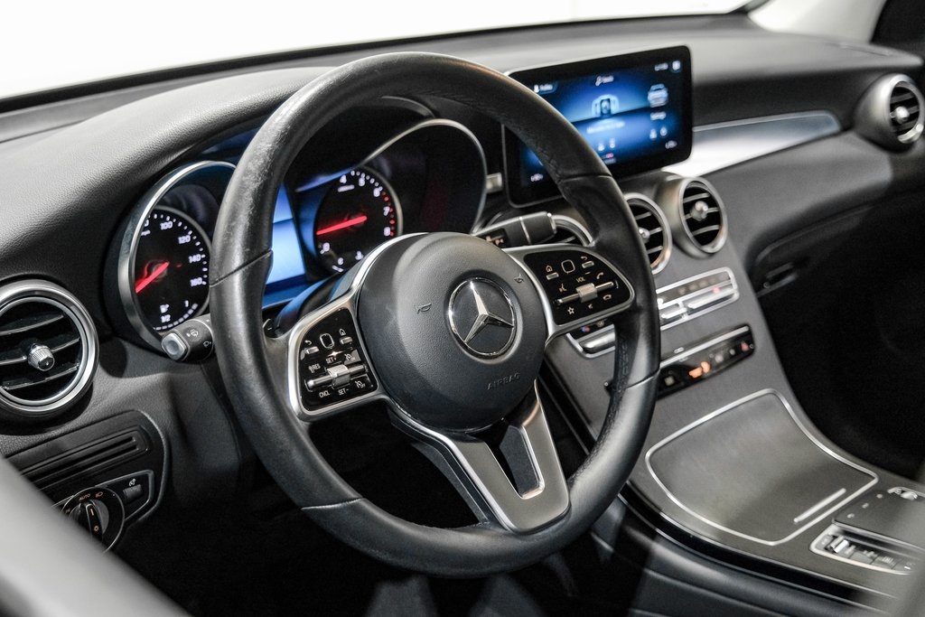 Vehicle image 13 of 60