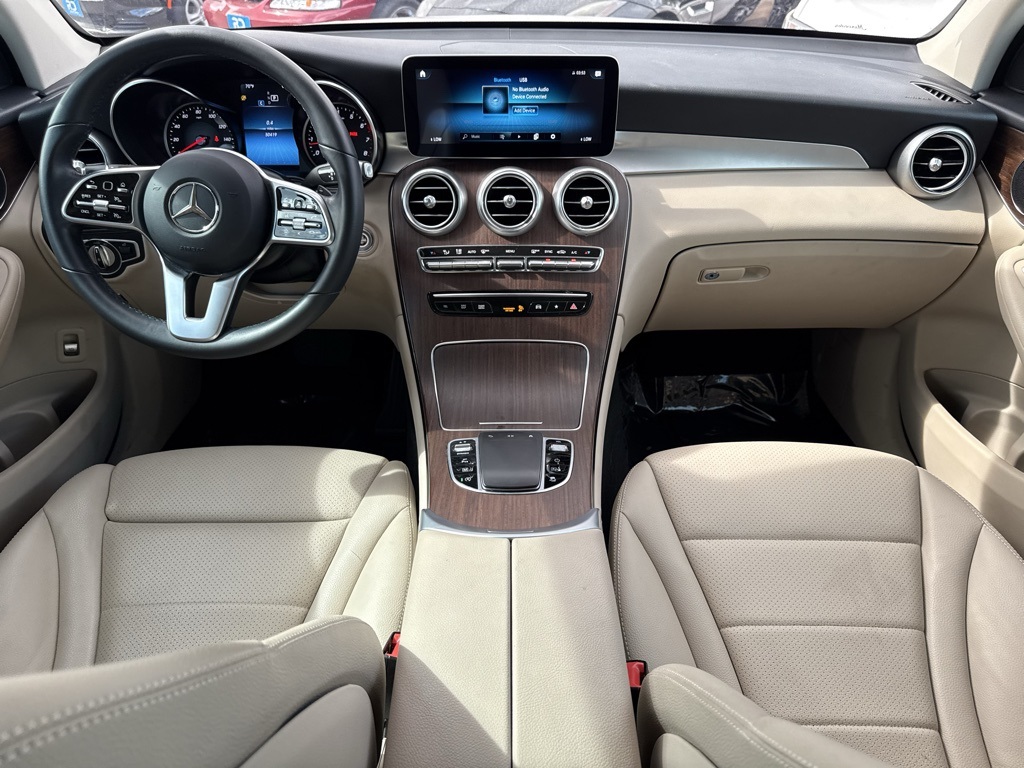 Vehicle image 18 of 29