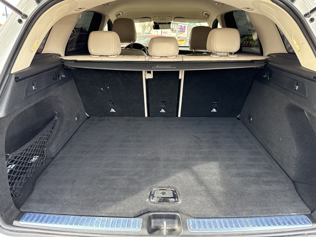Vehicle image 11 of 29