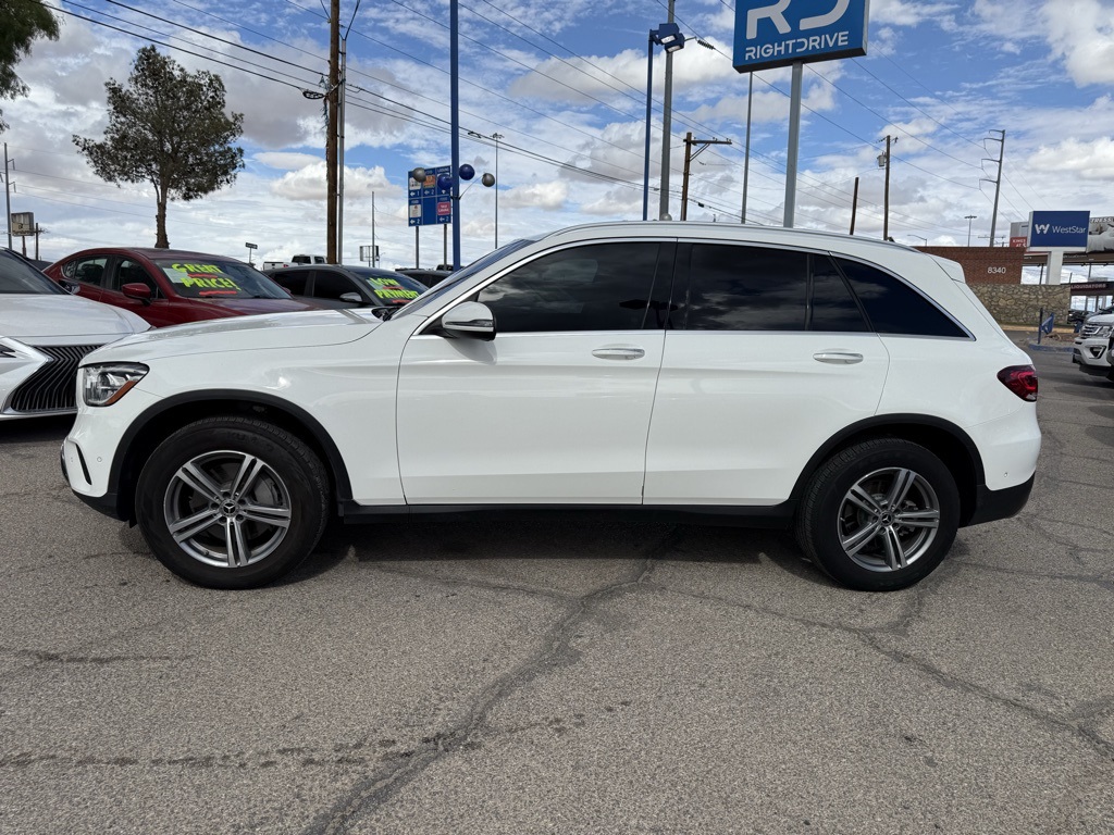 Vehicle image 8 of 29