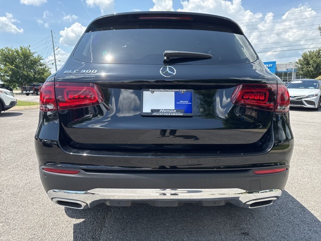 Vehicle image 13 of 28