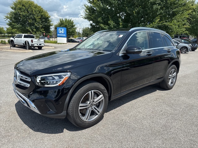 Vehicle image 2 of 28