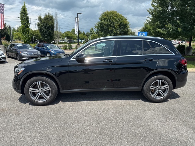 Vehicle image 10 of 28