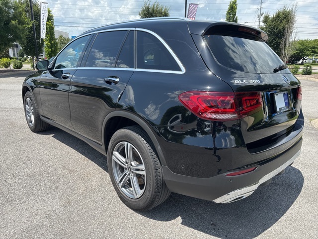 Vehicle image 9 of 28