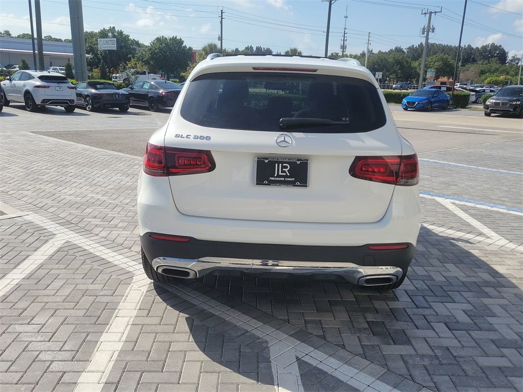Vehicle image 6 of 30