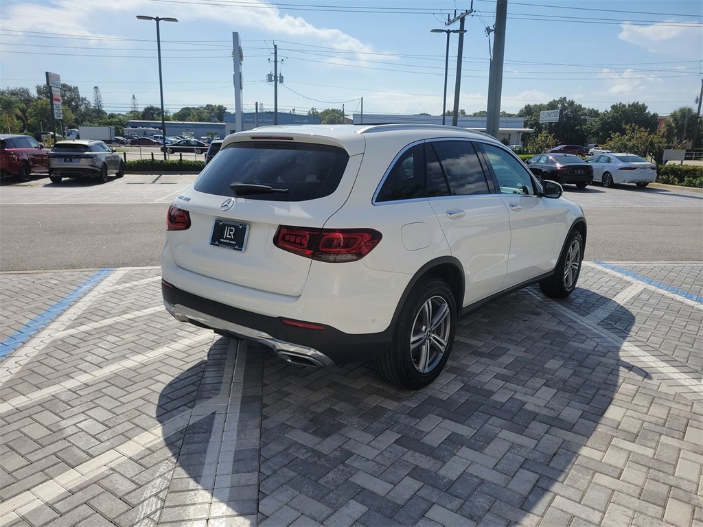 Vehicle image 5 of 30