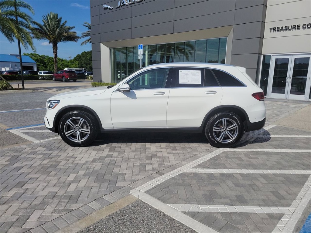 Vehicle image 8 of 30
