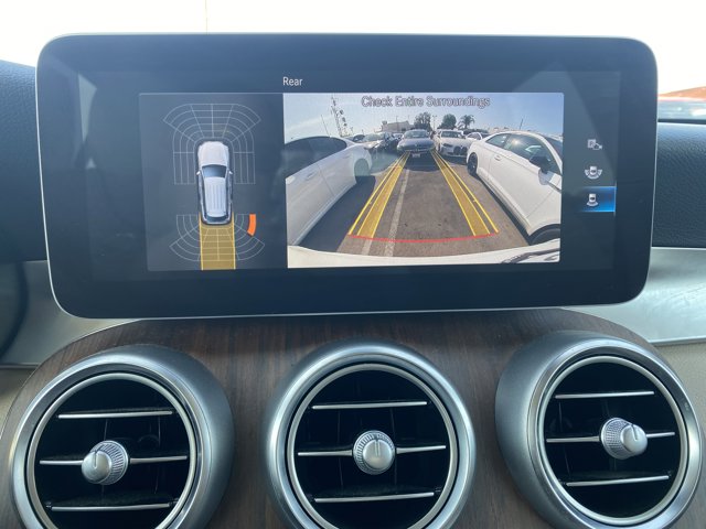 Vehicle image 23 of 24