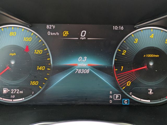 Vehicle image 19 of 30