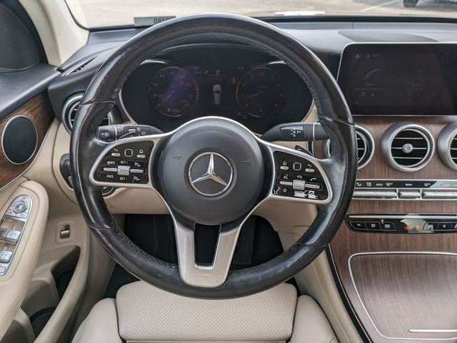 Vehicle image 18 of 30
