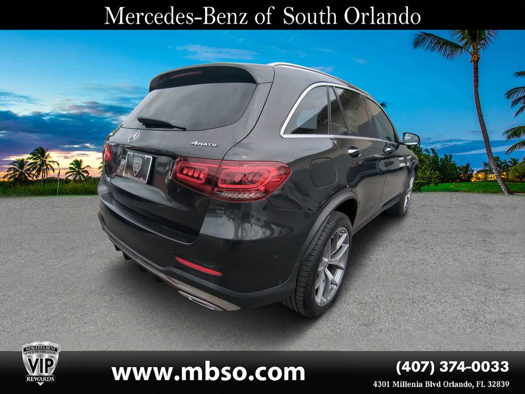 Vehicle image 4 of 25