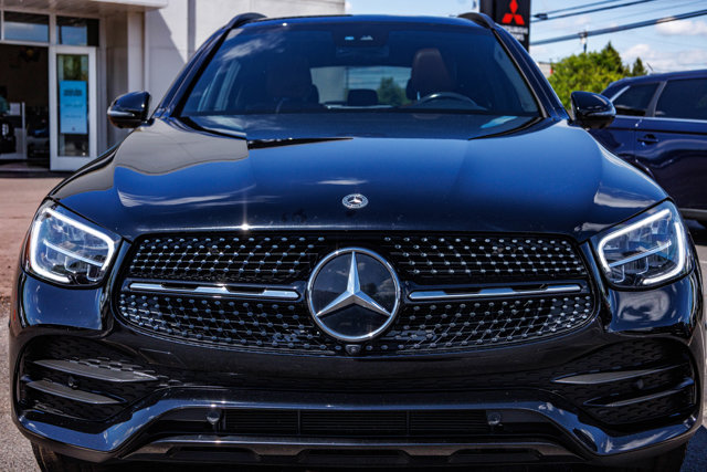 Vehicle image 2 of 30