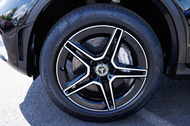 Vehicle image 9 of 30