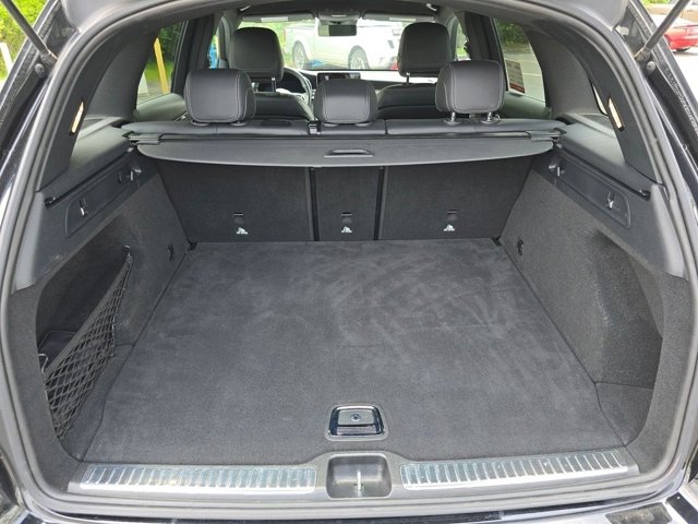 Vehicle image 16 of 35