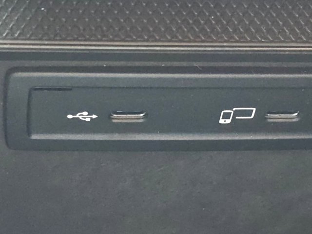 Vehicle image 12 of 35