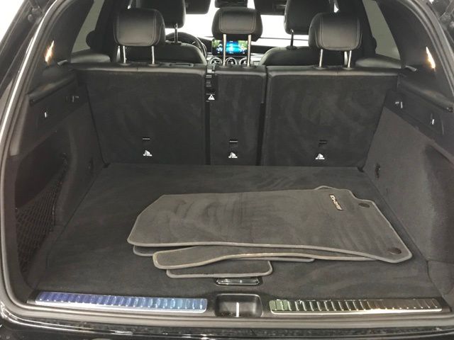 Vehicle image 13 of 37