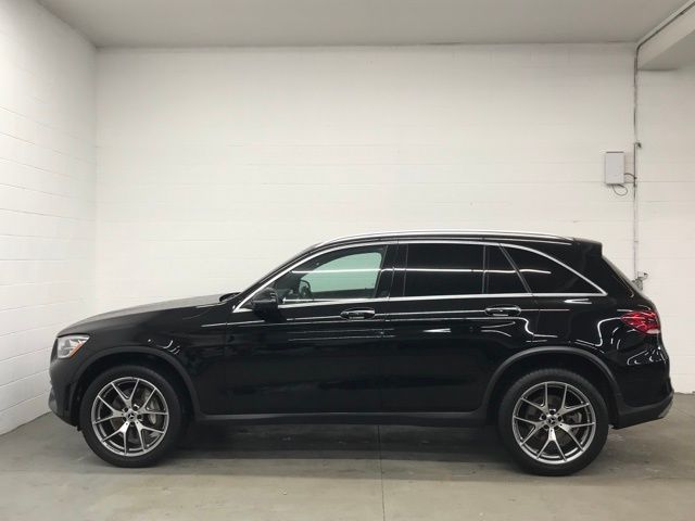 Vehicle image 6 of 37