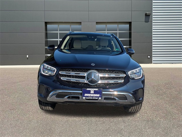 Vehicle image 2 of 28