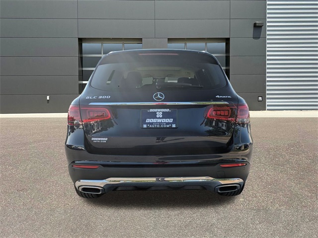 Vehicle image 6 of 28