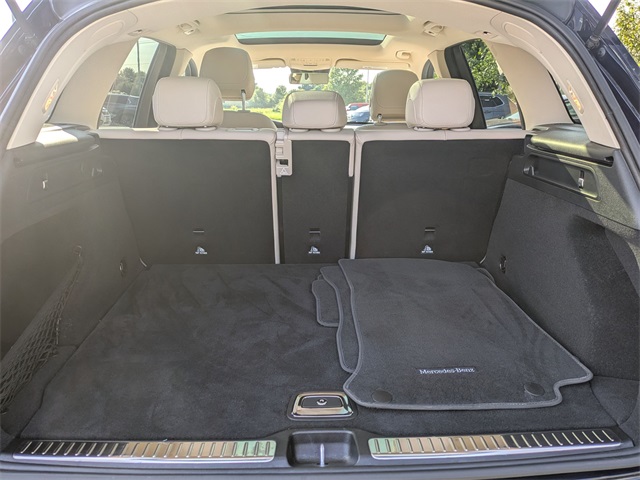 Vehicle image 11 of 28