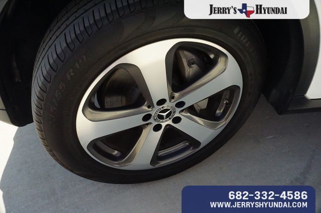 Vehicle image 7 of 23