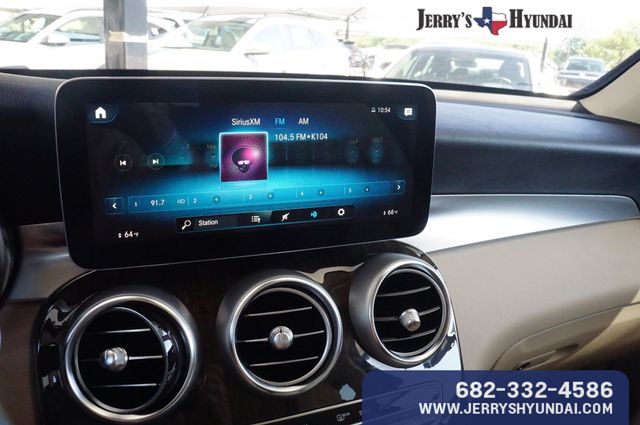 Vehicle image 18 of 23