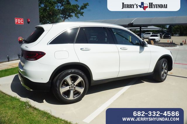 Vehicle image 4 of 23