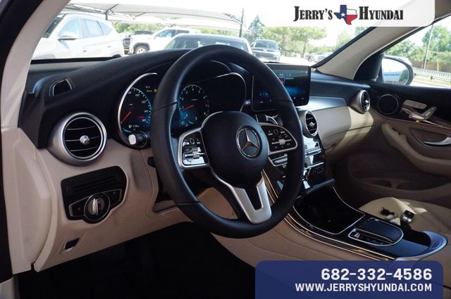 Vehicle image 13 of 23