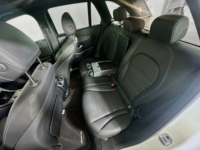 Vehicle image 13 of 30