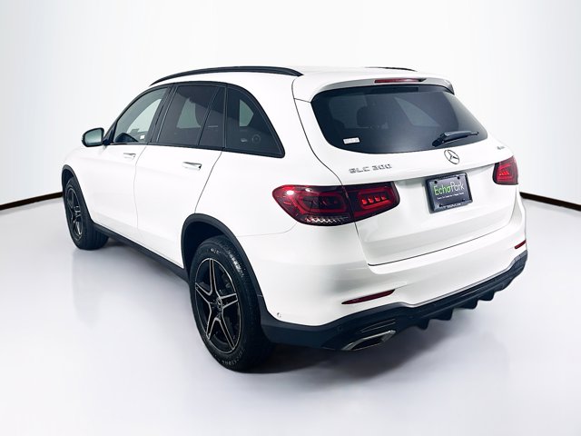 Vehicle image 8 of 30