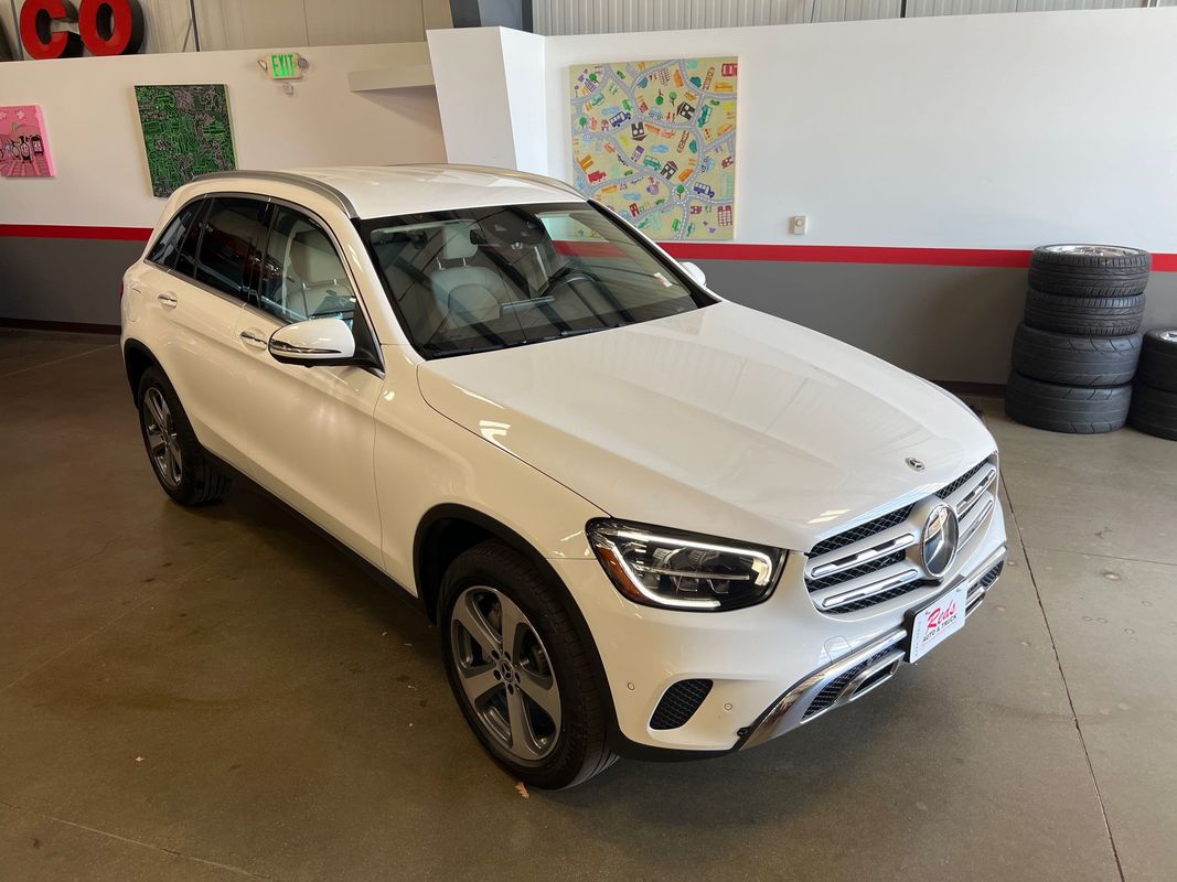 Vehicle image 9 of 120