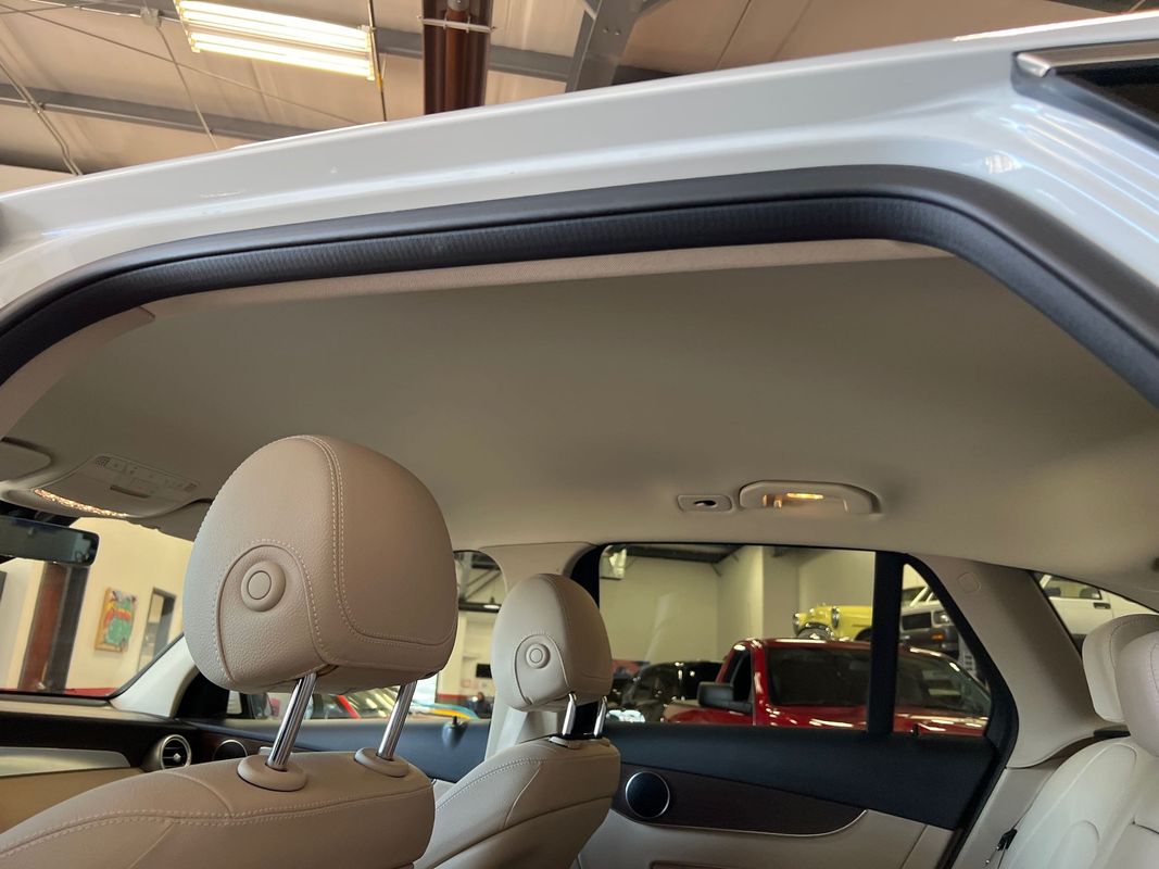 Vehicle image 104 of 120